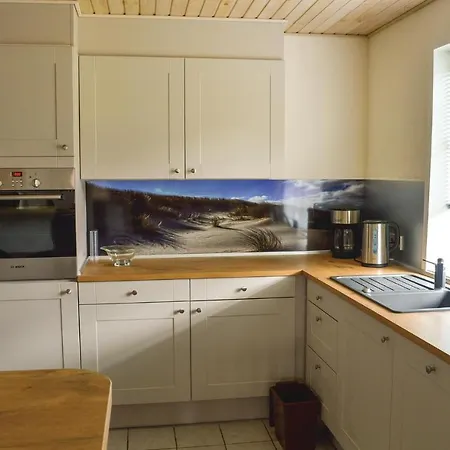 Three-bedroom Holiday In Romo Casa vacanze *